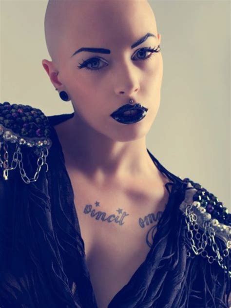 40 Beautiful Bald Women Styles To Get Inspired With