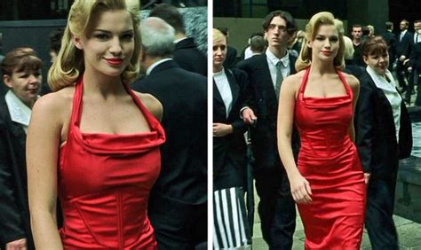 Se Ruiner Pédale Impression Lady In The Red Dress Matrix Mouvement