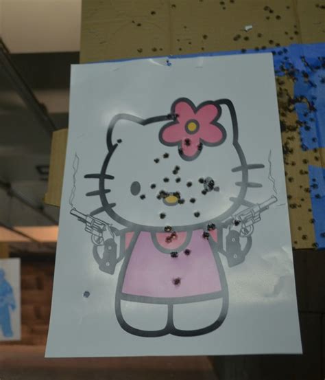 Guns Hello Kitty Hell