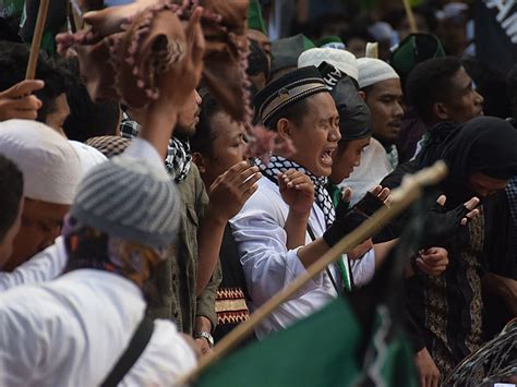 Kita sudah mengetahui tujuan utama dari bumn yaitu untuk mewujudkan kepentingan bersama serta untuk memenuhi kebutuhan dari seluruh masyarakat yang berasal dari berbagai macam sektor yang ada. Tujuan Dari Gerakan Pki Di Indonesia Adalah