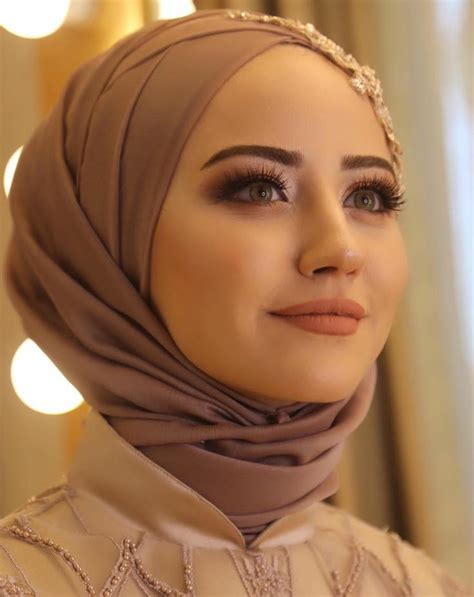 Pin By Cennet Topuz On Başörtüsü Modası Beautiful Hijab Hijab Fashion Inspiration Wedding