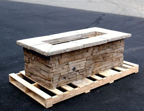 These six diy fire pit ideas are surprisingly simple to implement, and require few tools. 8 best images about outdoor fire pits on Pinterest ...