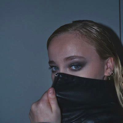 Browse and download high resolution madison wolfe's pictures, wall of celebrities is the best place to view and download celebrities's landscape and portrait wallpapers. Madison Wolfe on Twitter: "new insta picsss :)) https://t ...