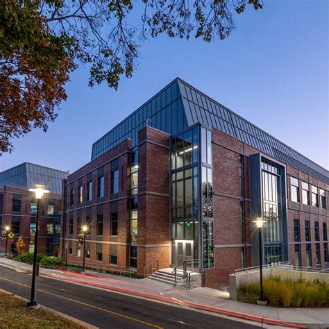 Campus Landmarks And Features Towson University