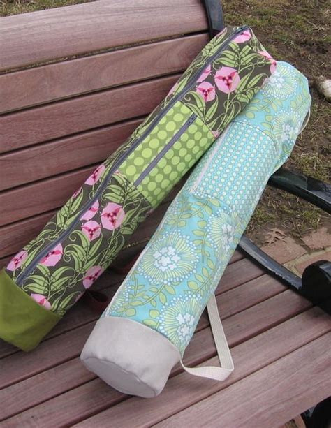 This is an easy to sew yoga mat bag pattern that's perfect for customizing your gym gear. zippered yoga mat pattern £6 | Yoga mat bag pattern