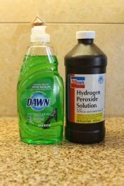 Hydrogen peroxide is efficient in removing stains from mildew, fruits, blood, vegetable, and dye transfer stains. DIY FAN: Dawn Dish Soap and Hydrogen Peroxide Stain Remover