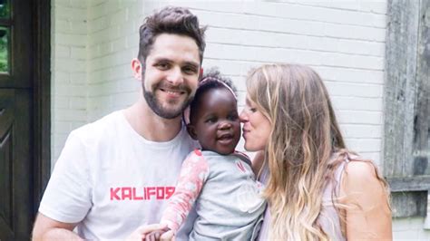 Watch The Kelly Clarkson Show Official Website Highlight Thomas Rhett S Emotional Adoption