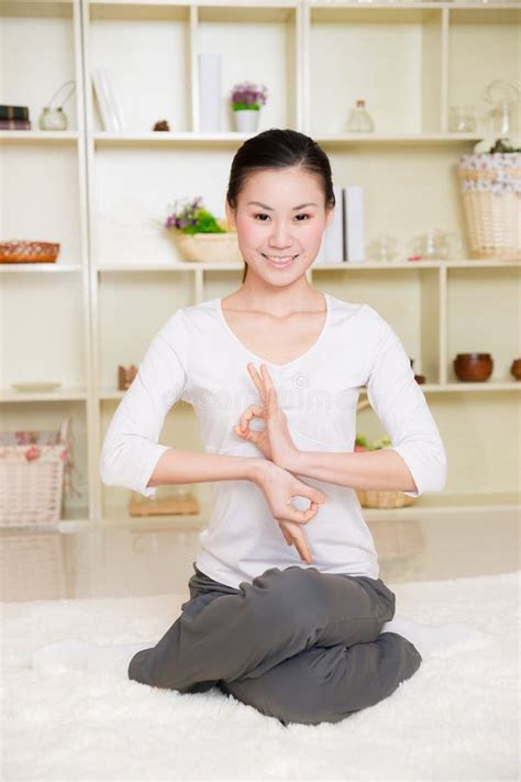 Chinese Woman Doing Yoga Stock Image Image Of Smile 31186163