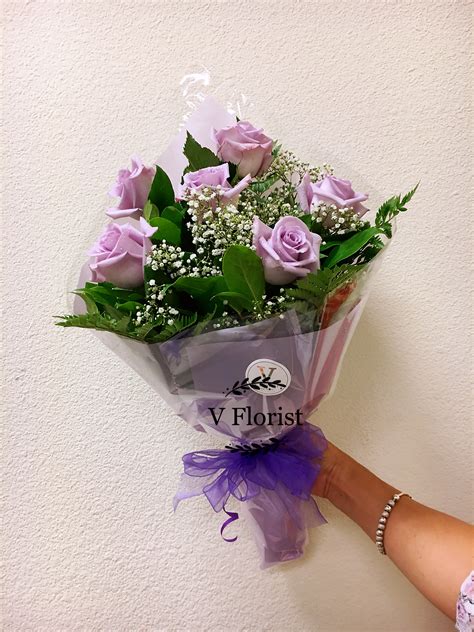 Simple Wrapped Lavender Rose Bouquet In Las Vegas Nv V Florist