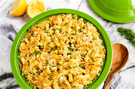 Another winner from pioneer woman. Sour Cream and Onion Tuna Noodle Casserole | Recipe ...