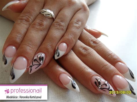 See more ideas about růžové nehty, nehty, gelové nehty. Fotky gélové nechty - nápad č.91 | Professionail.sk