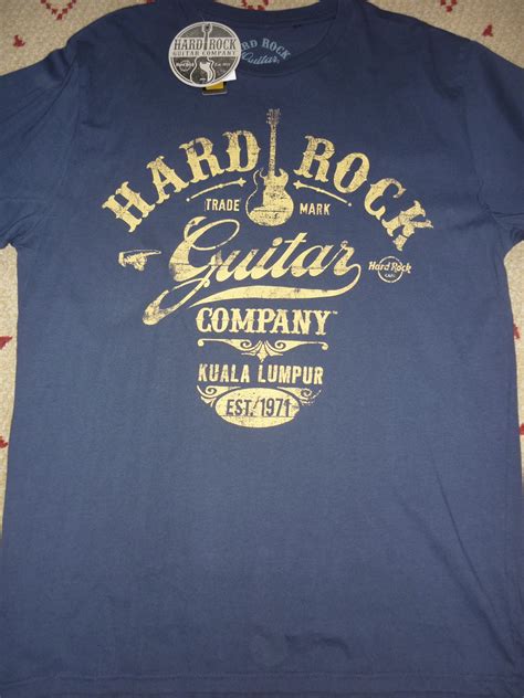 In addition to a wide selection of hard and soft drinks, the music played here is. 24 Jam Shopping: Hard Rock Cafe T-Shirt