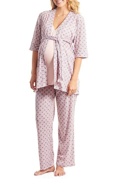 Expecting a baby is such an exciting time! 25 Best Gifts For Pregnant Women - Cute Pregnancy Gifts ...