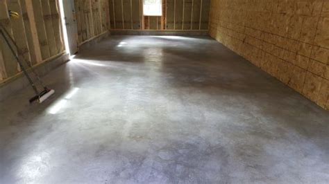 If you operate a restaurant, garage, or laboratory, epoxy flooring can be just the solution you need to keep your employees safe on the job—but how do you. Garage Epoxy Floor Coating in Augusta Me - Day's Concrete ...