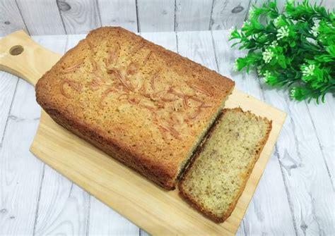 Sedangkan yang amble biasanya disebabkan oleh bagian tengahnya yang belum matang. Resep Bolu Panggang 4 Telur / Resep Bolu Panggang 8 Telur : Pin Di Cemilan - Teksturnya ...