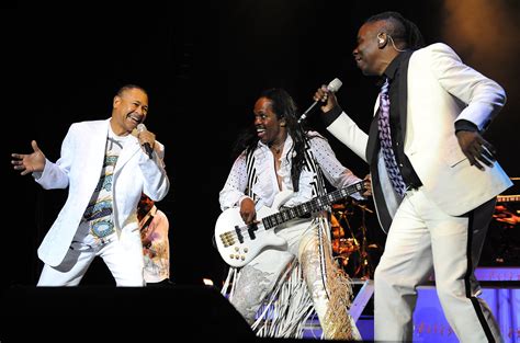 Stream tracks and playlists from earth, wind & fire on your desktop. Earth, Wind & Fire headed to Tanglewood - Times Union