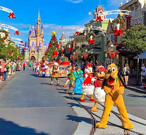 Famous Walt Disney World Christmas 2022 Photos World Map