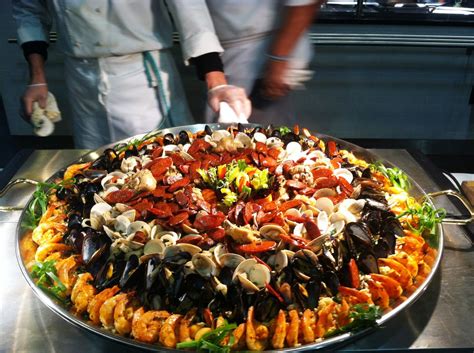 But after american food, it's the most popular type of cuisine (60% call it a top choice, according to our recent survey). Best Corporate Party Food Ideas | Catering CC