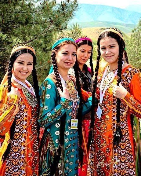 Oğuz Türkleri Türkmenler ve Geleneksel Giyimleri Traditional