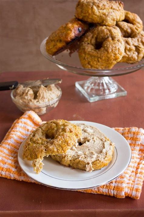 Spread on bagels, english muffins, breakfast breads, or anything else you can think of. Pumpkin Crunch Bagel with Brown Sugar Spice Cream Cheese ...