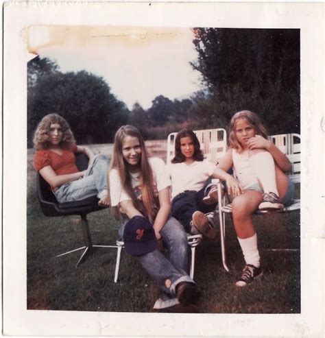 Cool Polaroid Prints Of Teen Girls In The 1970s Retro Photo Vintage
