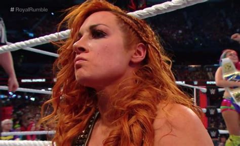 Becky Lynch Suffers Wardrobe Malfunction During Wwe Royal Rumble 2019