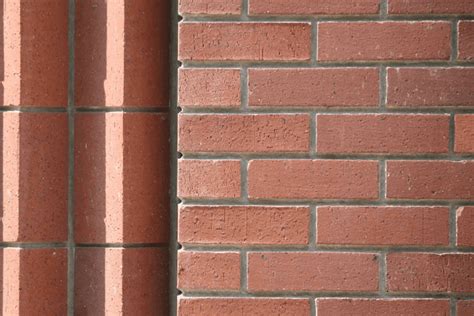 Using Mortar Joints As A Design Element In A Brick Wall I Xl Building