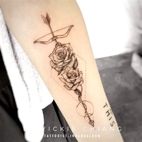 Top 77 Arrow Tattoo With Flowers Best Incdgdbentre