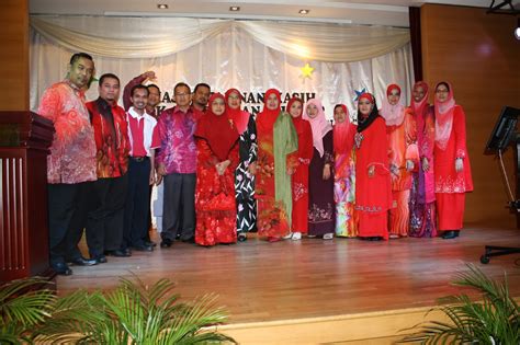 The creature was claimed by locals to have been a jinn that started to appear after local students polluted and disturbed the forests grounds. SMK Pengkalan Chepa 2