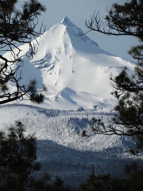 Mount Jefferson Taken Near Camp Sherman Oregoni Would Love To Go See