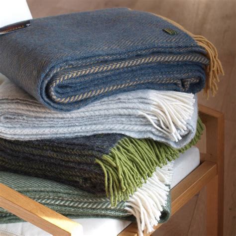 Sofa blanket illustrations & vectors. Tweedmill 100% Pure Wool Large Luxury Sofa Bed Blanket ...
