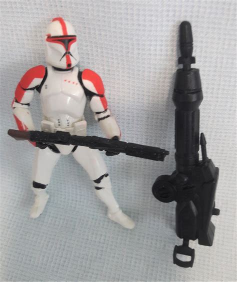 Star Wars Atoc Red Clone Trooper Loose Figure Weapons