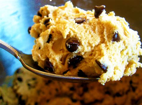 Eggless choco chip cookies recipe. Chocolate Chip Cookie Dough That's Eggless and Quick