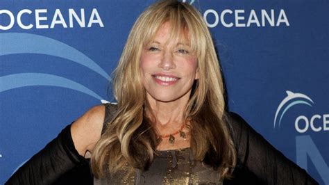 Carly Simon Says Youre So Vain Verse Is About Warren Beatty Cbc News