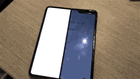 早速、 Galaxy Fold 壊れる Iphone修理ジャパン新宿店スタッフブログ