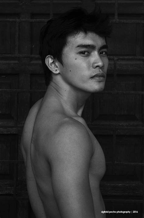 PROFILES BY SIGFREID ON HIS MARK Malemodel Filipinomodel Filipino