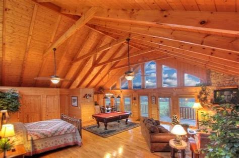 Mountain view cabins are isolated and remote, nestled in the blaeberry valley about 15 minutes nw of golden, british columbia. Golden Memories Cabin Rental