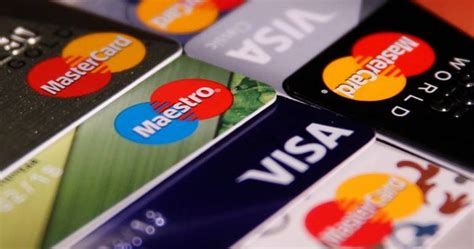 The front of the card is clean without any card details and it also supports contactless payments. Discover The Amazing Benefits Of Credit Card Installment ...