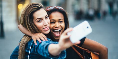 These Are The Best Phones For Taking Selfies Business Insider