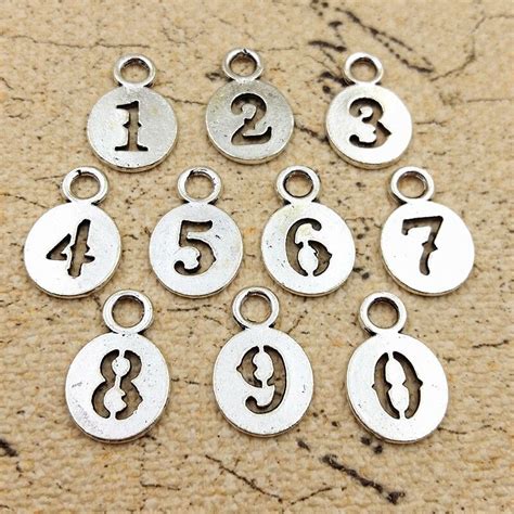 50pcslot Antique Silver Plated Numbers Charm Zinc Alloy Pendant