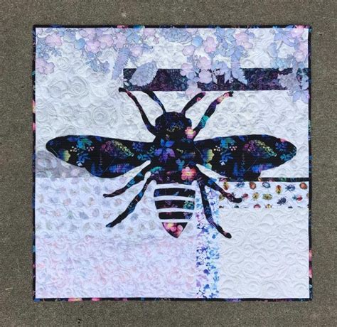 Bee Quilt Pattern Bee Quilt Quilted Wall Hanging Quilt Etsy