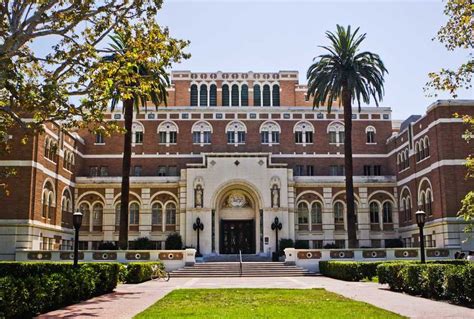 جامعة كاليفورنيا الجنوبية ووردز