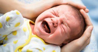 Kolka u niemowląt jakie są przyczyny i objawy kolki Karmienie
