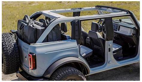 2021 Ford Bronco Hard and Soft Top Removal Doesn't Look Too Tough