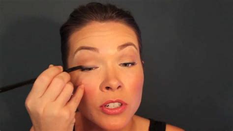 Jentry Kelley Cosmetics How To Apply Watercolor Eyeliner Youtube