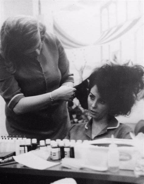 Inside Vintage Beauty Salons From The 1950s And 1960s Vintage Everyday