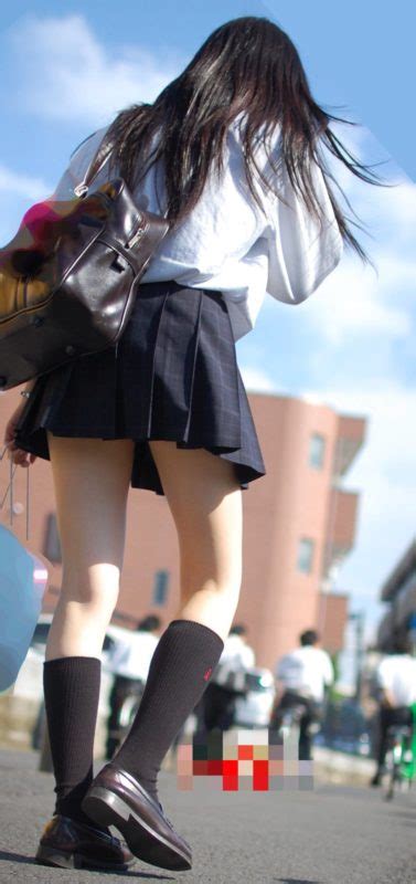 【画像】夏服に衣替えが完了したjkちゃん Jkちゃんねる 女子高生画像サイト