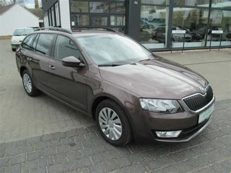 Nachgewiesene wirksamkeit durch tüv rheinland. SKODA Octavia Combi 1.6 TDI DPF Ambition Green Tec € 19 ...