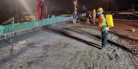 Tahun depan mungkin akhir tahun baru kami free. Makluman Aktiviti Pembinaan di Lebuhraya DASH, Pakej CB2 ...