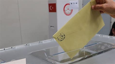 Son seçim anketi AKP nin oy oranında büyük düşüş